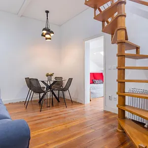  Appartement Alfama 2bdr Duplex W/ Balcony By Lovelystay
