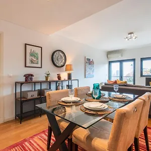 Fancy W/metro At Doorstep By Lovelystay Lisboa